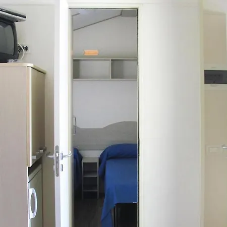 Feriehus Caravan Park,