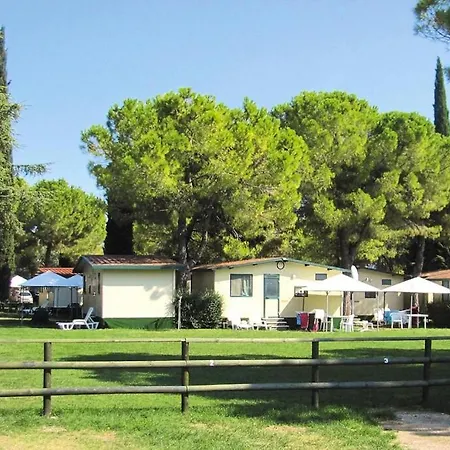Feriehus Caravan Park,